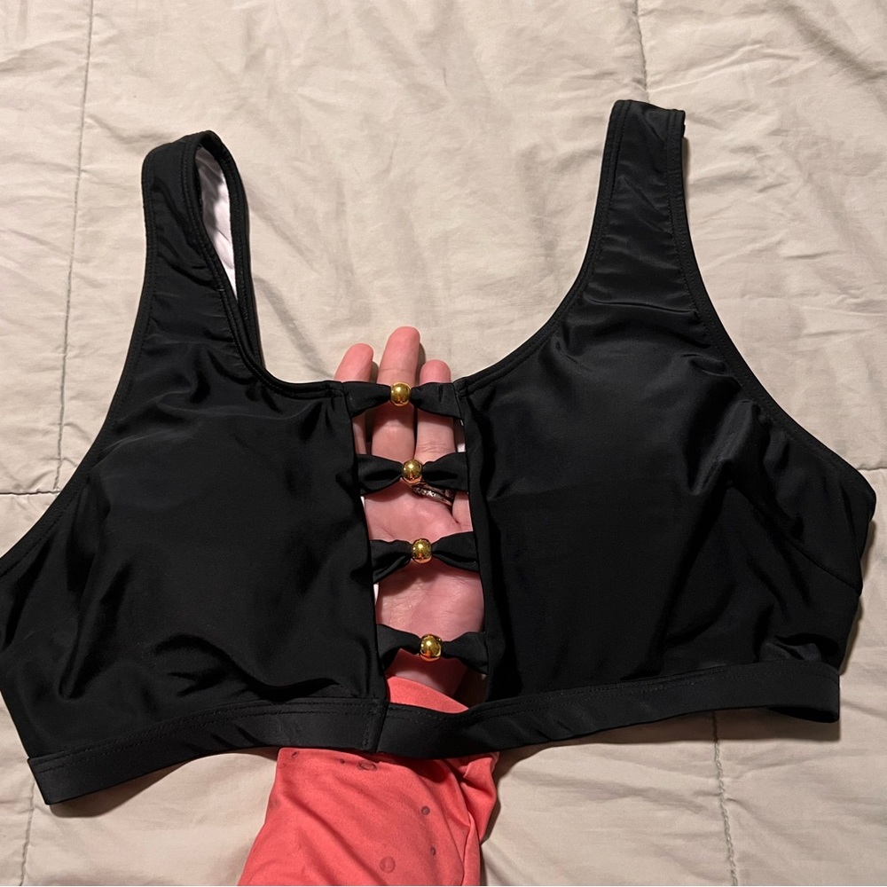 Bathing suit top black size 1 xl nwot